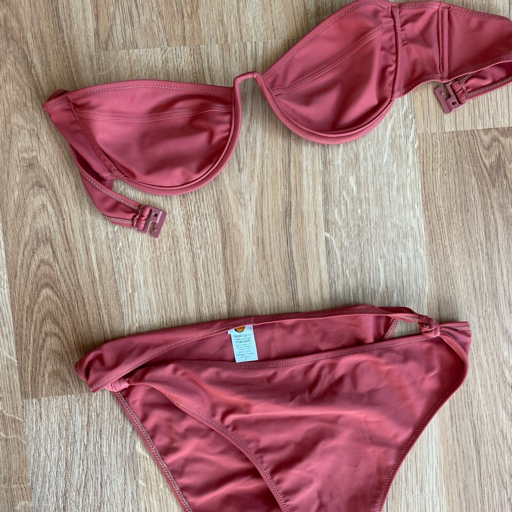 Tropic of C bikini set!